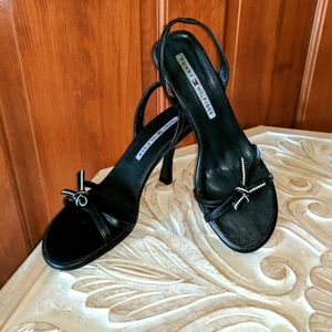 Tommy Hilfiger Heeled Slingback Sandal in Black